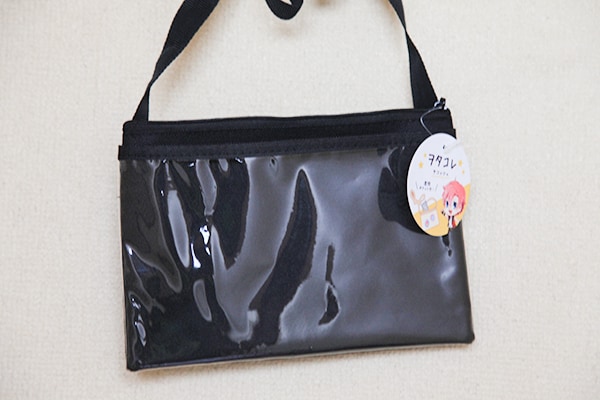 1個110円！ヲタ活にも！セリアの「痛サコッシュ」がめちゃ使える！！