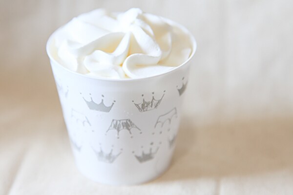 チーズ3層仕立て！「CUPKE」の新作は真っ白＆爽やか