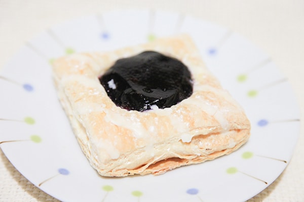 これ、140円!? ファミマの「フルーツパイ」が絶品だから食べて!