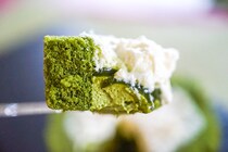 ローソンの新作ロールケーキがウマすぎません？