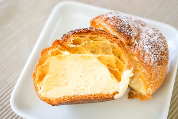 セブンからこだわりのシュークリームが発売に!気になる味は…?