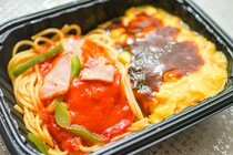 ワンプレで2種類の味が！ファミマの冷食が便利すぎる！！