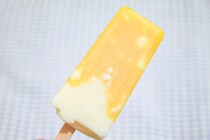 気分は南国!? ファミマ限定のアイスバーにハマりそう！