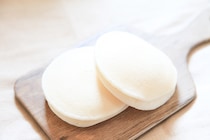 もっちり食感＆フレッシュ果肉が◎！桃好き必見のパンケーキって？