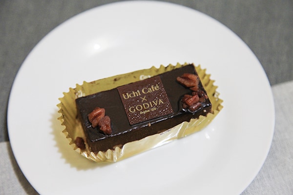 2口で終わるけど…Uchi Café×GODIVA新作はギュッと濃厚で激ウマでした