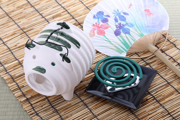 子どもにおすすめ!超お手軽なキャンドゥの虫除けグッズ特集