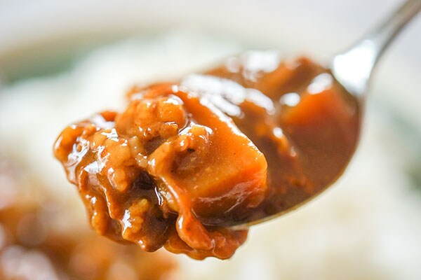 セブンで発見！ボンカレーMAX！限定！焦がしにんにく！めちゃウマ！