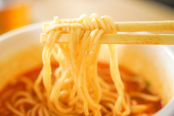 激辛だけどめちゃウマなカップラーメンが全国発売された!!