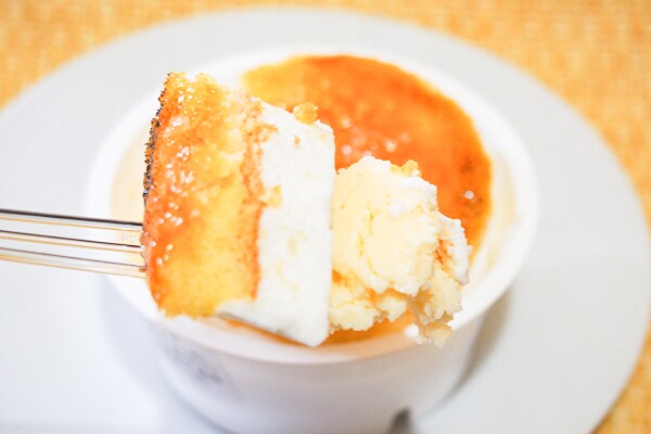 カリッ、ふわっ、なめらか~ ファミマのチーズケーキ、ウマすぎじゃない!?