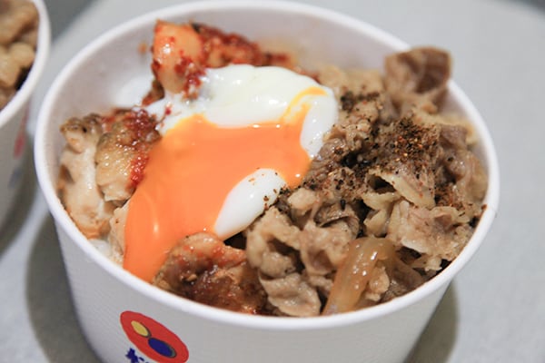 にんにくor唐辛子 松屋の「ごろチキコンボ」、どっちを選ぶ?