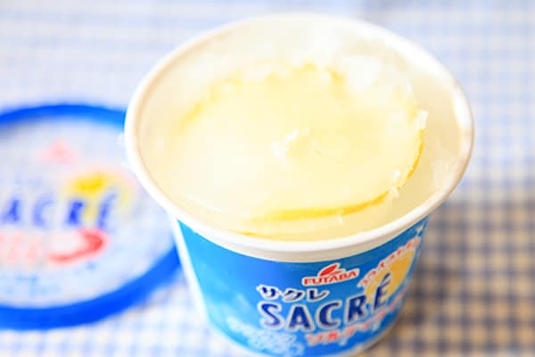 ウマすぎて震える…!!ファミマ限定「サクレ」は絶対買い!