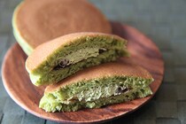 ファミマのパンケーキ、抹茶×黒みつって最強すぎ…！