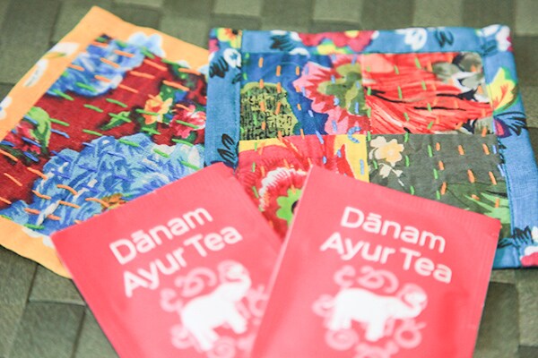 カルディでアジアン雑貨！パッチワークのハンドメイドコースターがかわいすぎ！