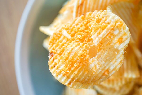 セブンで強烈すぎるピザポテトを発見！犯罪級のウマさでした！