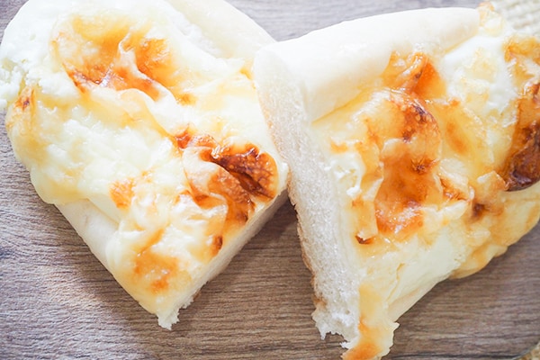 はちみつとチーズのハーモニー!ファミマの新作パンはレンチンがおすすめ!