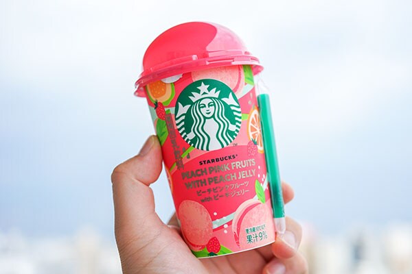 コンビニで買えるスタバの新作ドリンクが超おいしいですよ！！