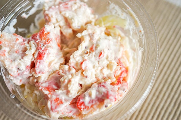 ごろごろのカニカマがたっぷり入ったセブン新商品がウマイ!