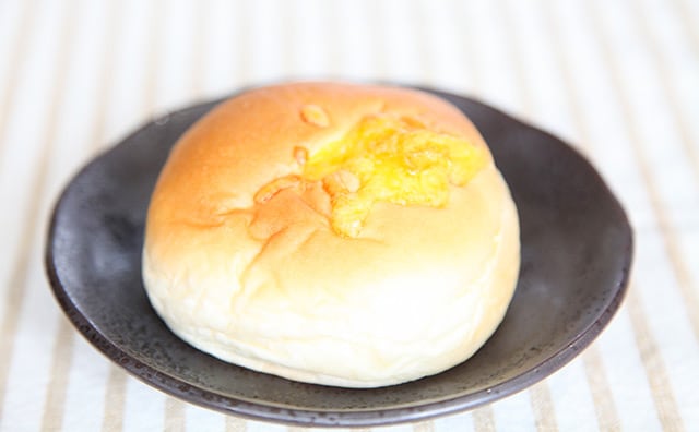 マヨラー歓喜！426kcalもあるけどめちゃウマな”やりすぎ”パンがとにかくスゴイ！！