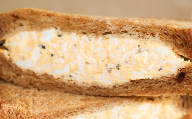 香りがおいしい…たまごサンドに"あの高級食材"が⁉