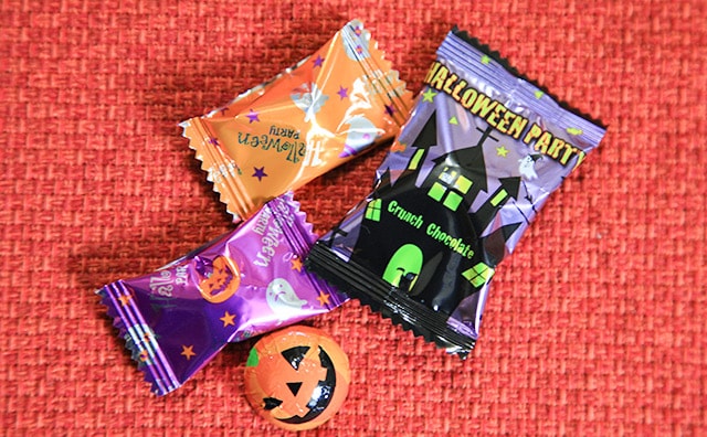 チョコ+キャンディが105円!サクッと贈れるカルディのハロウィーンギフト