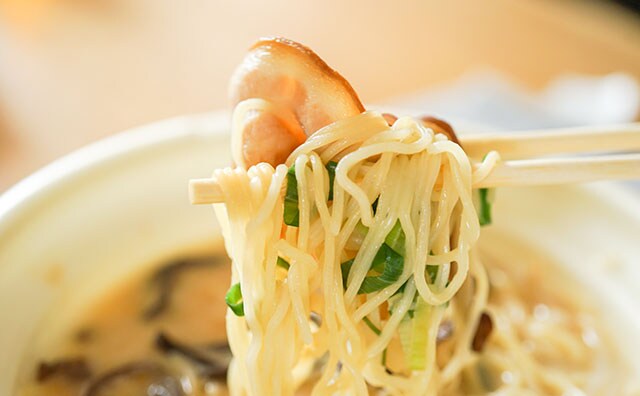 【セブン麺】リニューアルで「本当においしくなってる」の声、続々?