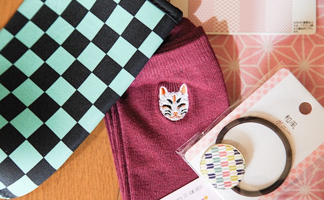 キャンドゥで発見!100円で買えちゃう”鬼滅風グッズ”を買ってみた