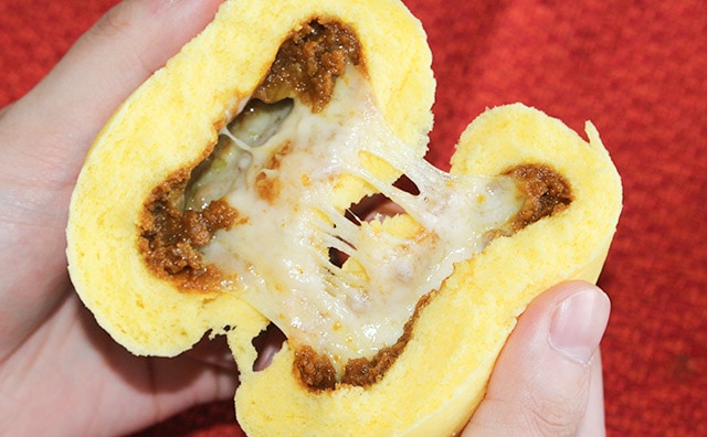 ファミマの中華まんがアツい!!130円でココイチのカレーwith人気トッピングが味わえる⁉