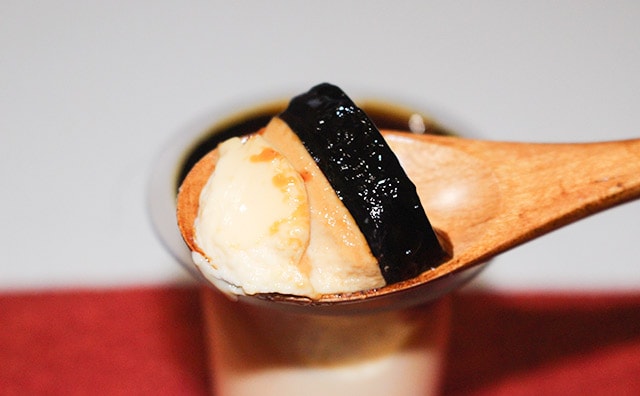 1個約400円!”ナチュロー”で見つけた2つのそっくりプリンを食べ比べてみた