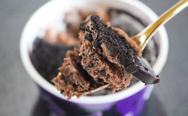 【悪魔降臨】ファミマの人気スイーツが復活してた!!