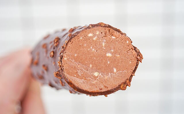 小枝なのに極太&ひんやり!ザクザクチョコ味でウマー!!