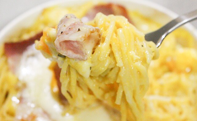 【賛否両論】セブンの新作カルボナーラを食べてみたら…