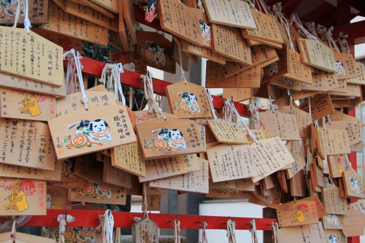 戌の日にはどんな服装をする？季節別コーデや付き添う人の服装も