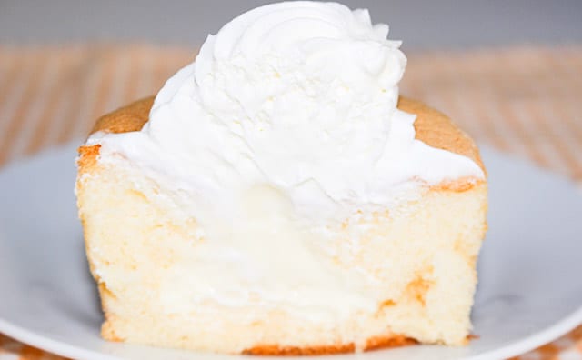 もはや空気!? ローソンの新作スイーツがふわっふわすぎ!!