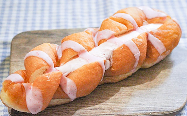 関東限定!ローソンで“いちごの王様”を使ったドーナツをゲット!!!