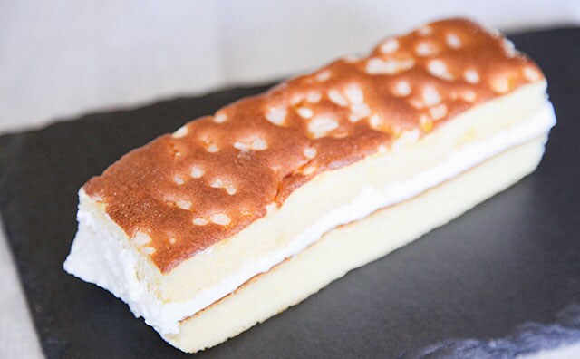 このボリュームで145円!? ローソンのふわっふわパンが復活してる!!