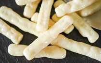 もうコレなしじゃ生きていけない!? 「小枝」新商品にハマる人続出？