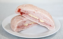 ローソンのフォカッチャはいちごの酸味がグッド！でも味の決め手は…