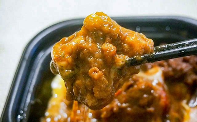 え、カレー!? ファミマの「揚げ豆腐」がまさかのおいしさだった!