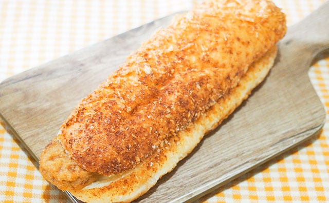 ローソンの「はみでる」シリーズに新作!今回はみでるのは…