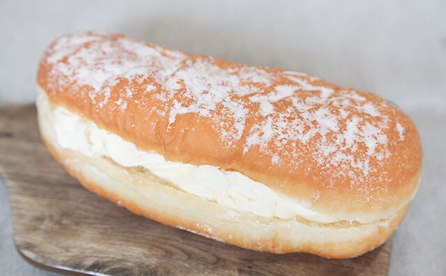 「普通の揚げパンじゃん!」と思ったら…ローソンさんやりすぎ!!