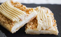 食感から楽しめるスイーツ3選【ファミリーマート】