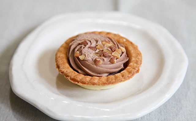 ファミマで見つけた！180円の隠れ美味スイーツにハマりそう！