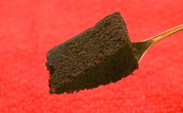 これが156円!? ファミマのガトーショコラが濃厚リッチ!