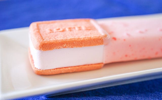 1本で2度おいしい!ピンクアイスに恋しそう!