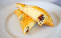 【2月中旬まで】マックの新作スイーツはクリームたっぷり！