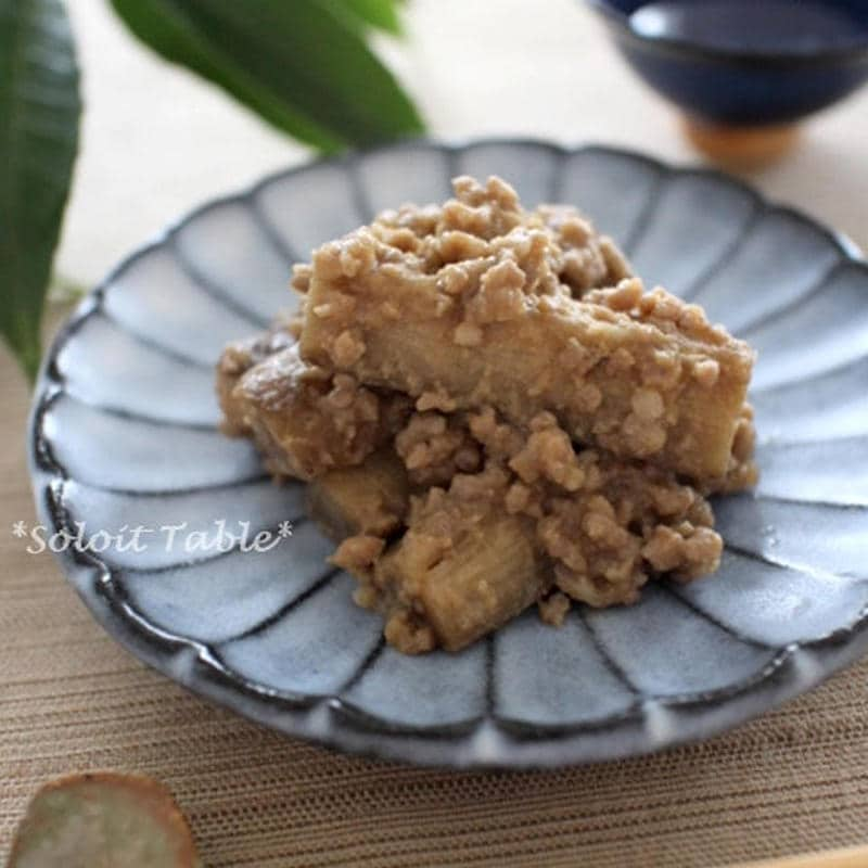 地味においしい♪ごはんがすすむ「ごぼうの味噌煮」