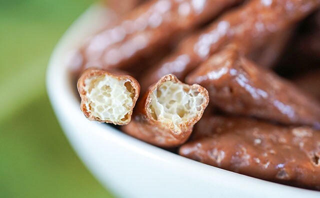 森永新商品！期間限定で「ポテロング」がチョコがけに！！