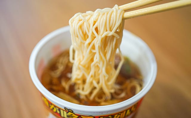 行列店の味を自宅で！東京の人気ラーメンがカップ麺に！