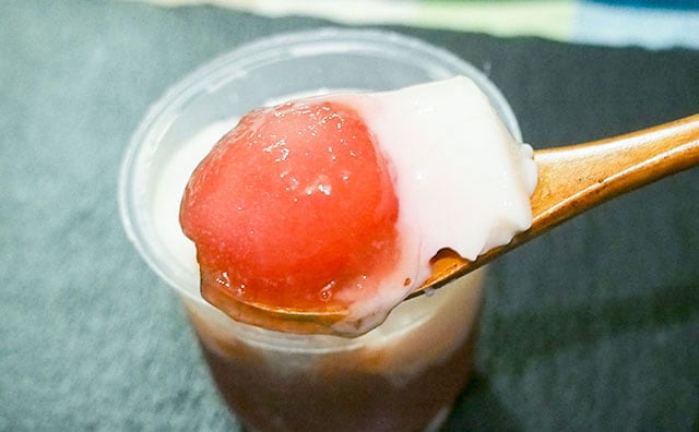 いちごと練乳はズルい！！もちもち甘酸っぱいローソンスイーツとは!?