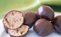 新感覚なひと口チョコが楽しい！新作スイーツ3選【セブン-イレブン】